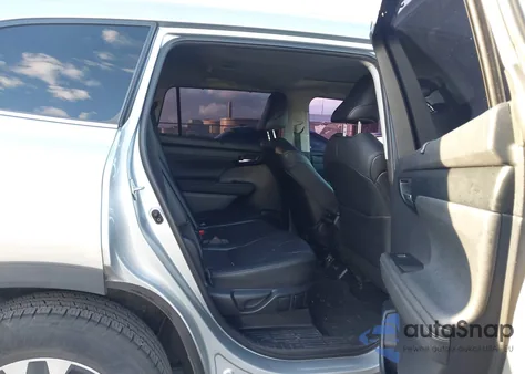 2021 Toyota Highlander Xle из США, поврежденный, VIN 5TDGZRAH1MS050163